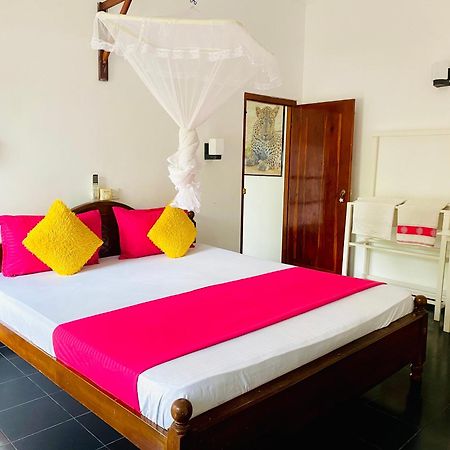 Mali Guest House Hikkaduwa Exterior photo