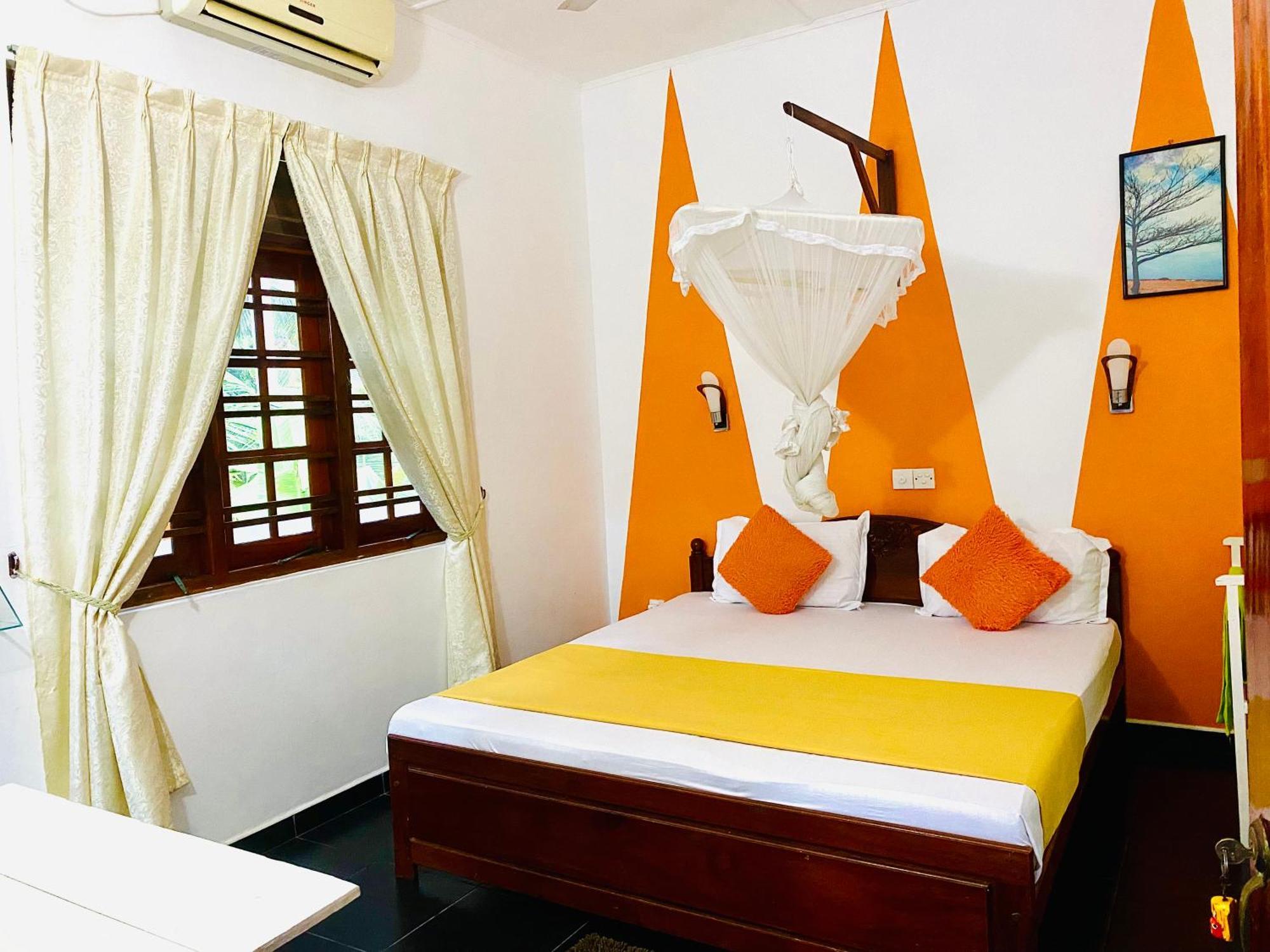 Mali Guest House Hikkaduwa Exterior photo