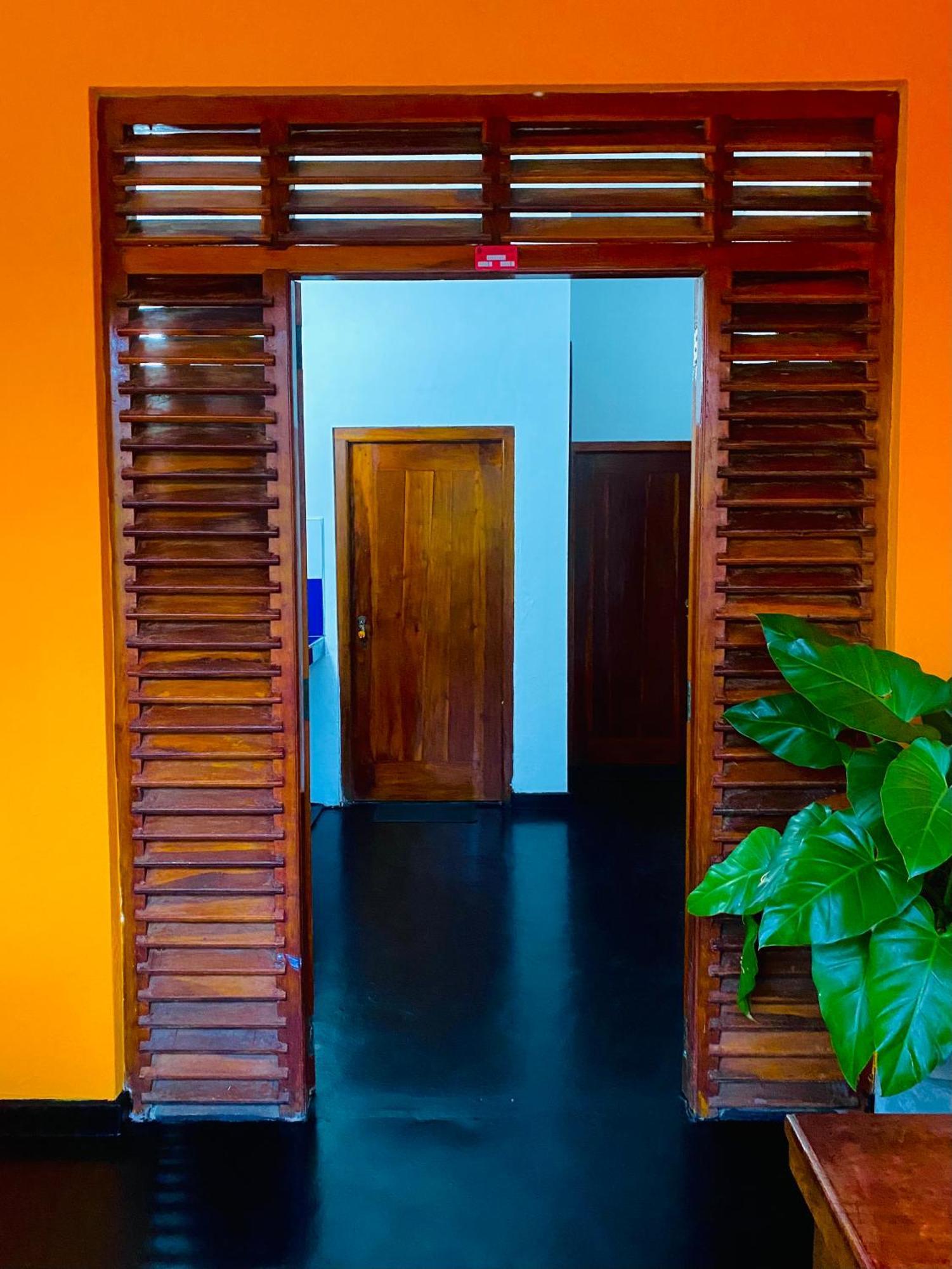 Mali Guest House Hikkaduwa Exterior photo